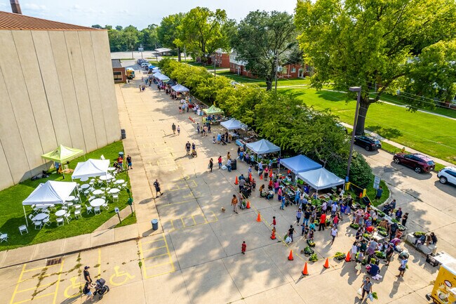 Beaverdale’s farmers market brings fresh produce and local goods to the heart of the neighborhood.