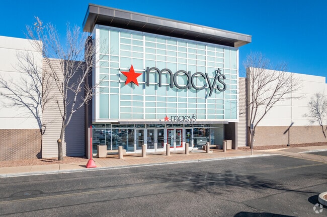 Enjoy a day of retail therapy with the abundance of shopping choices in San Tan Village.