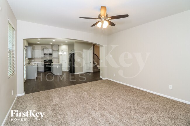 171 Foggy Creek Ln, Hiram, GA 30141 - photo 2