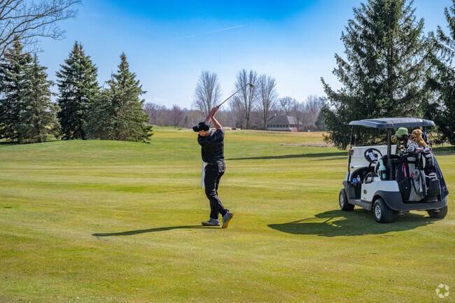 Play golf at one of the many great golf courses in and around Highland Charter.