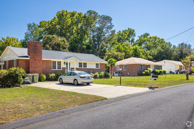 Newer ranch-style homes are located in quiet neighborhoods in Millwood.