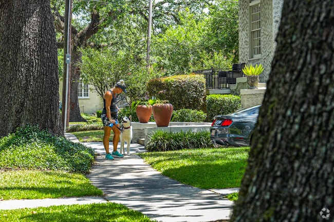 Marlyville-Fontainebleau is a comfortably walkable neighborhood in New Orleans.