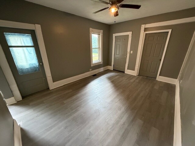 404 Wooster Rd N unit 1, Barberton, OH 44203 - photo 4