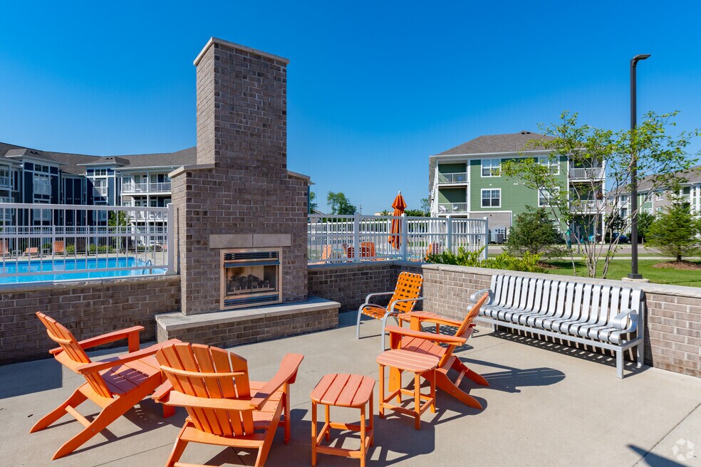 Parkway Flats 807 Central Park Cir, Kalamazoo, MI