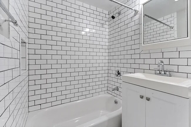 10 Melrose St unit G, Boston, MA 02116 - photo 4