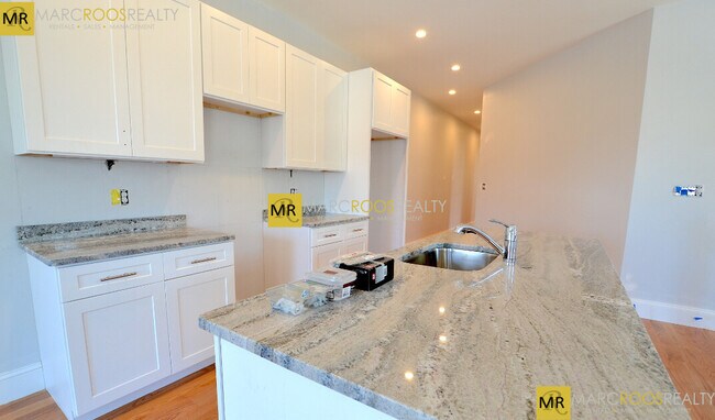 10 Islington St unit 8, Allston, MA 02134 - photo 3