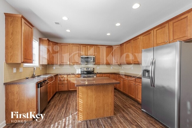 3014 Oconee Ln, Charlotte, NC 28213 - photo 6