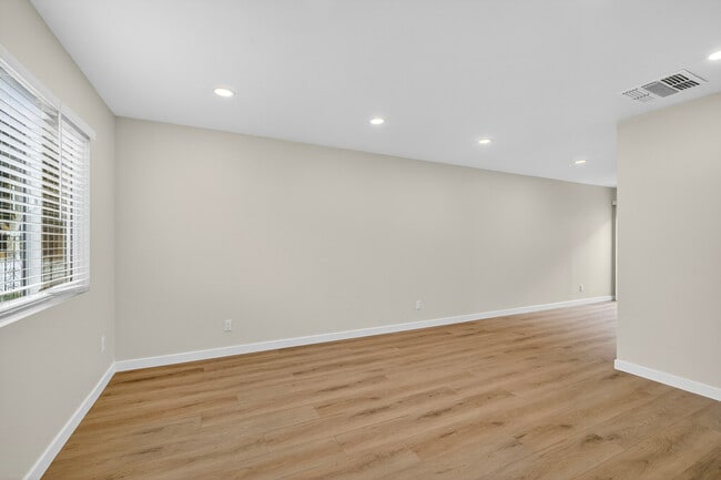 11972 Walnut St, Norwalk, CA 90650 - photo 7