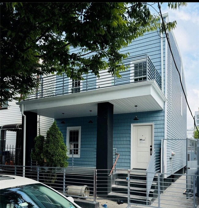 401 Linwood St Unit 1, Brooklyn, NY 11208