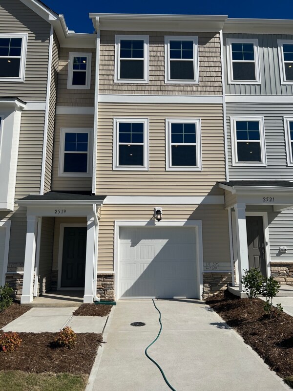 2519 Chert Ln, Raleigh, NC 27610