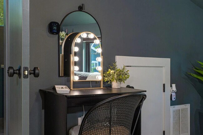 1818 W 39th St unit ID1295600P, Austin, TX 78731 - photo 7