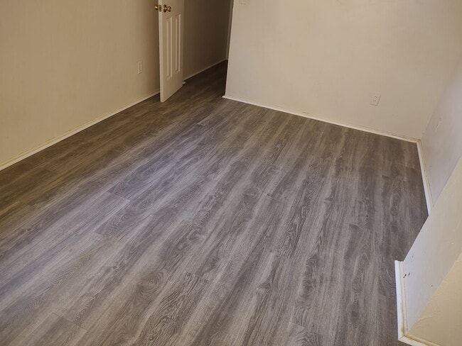 538 State St, North Fort Myers, FL 33903 - photo 6