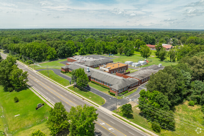 Promise Academy Spring Hill is located in the Raleigh neighborhood.