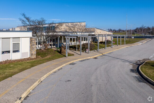 Fort Washington Elementary School serves the students of Fort Washington and surrounding areas.