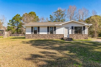 114 Johnny Reb Dr, Moncks Corner, SC 29461