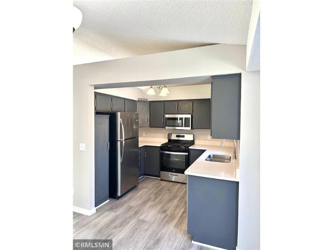 1 Verdin St NW, Coon Rapids, MN 55448 - photo 6