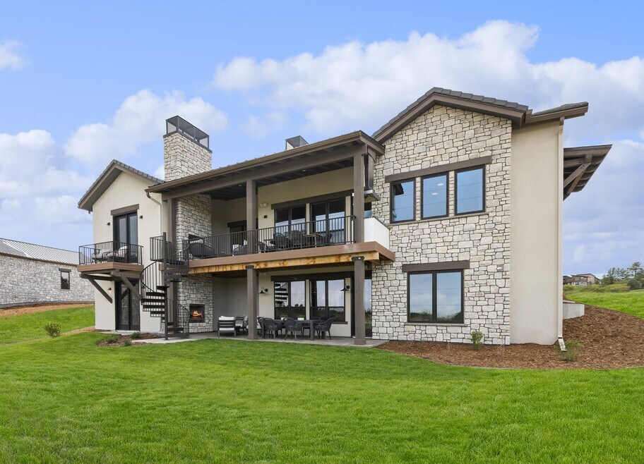 8033 Golden Bear Ln unit 36860557, Castle Rock, CO 80108 - photo 1