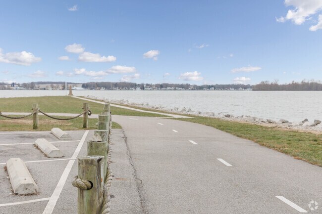 Waling paths go right past Seller's Point in Buckeye Lake.