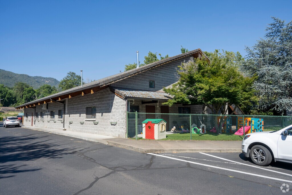 Pilot Rock Christian School has a wonderful campus for it's a students.