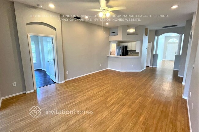 19320 Garden Quilt Cir, Lutz, FL 33558 - photo 4