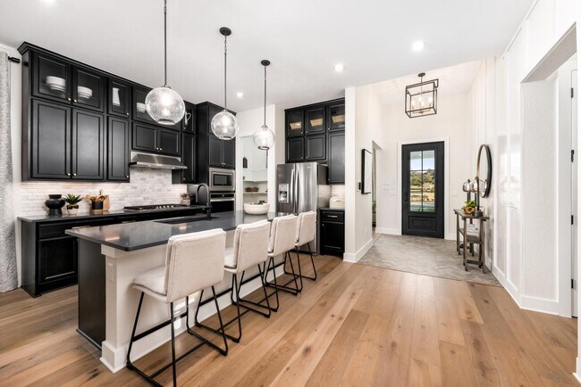 220 Flower Valley Pkwy unit 36359203, Liberty Hill, TX 78642 - photo 2