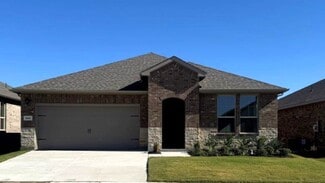 540 Amber Fields Dr, Ponder, TX 76259