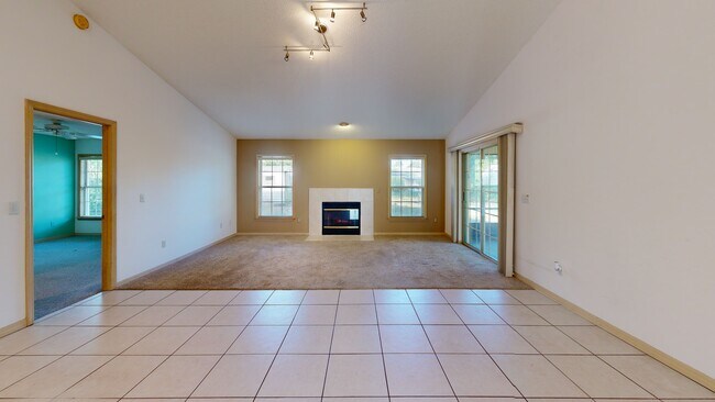 1136 Balfour Dr, Deltona, FL 32725 - photo 2