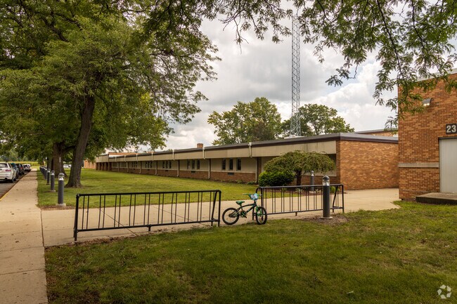 Kouts Elementary School provides education in the neighborhood of 
Porter County.