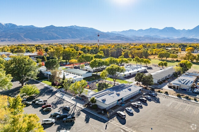 Bishop Elementary School is a public school located in Bishop, CA.