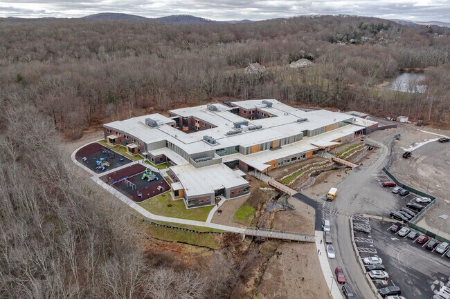 Huckleberry Hill Elementary School at 100 Candlewood Lake Road in Brookfield, CT.