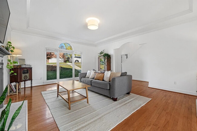 1565 Bent River Cir, Birmingham, AL 35216 - photo 6