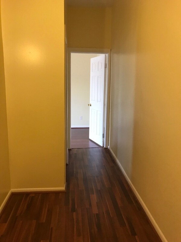 608 W Walnut St unit 2, Allentown, PA 18101 - photo 4