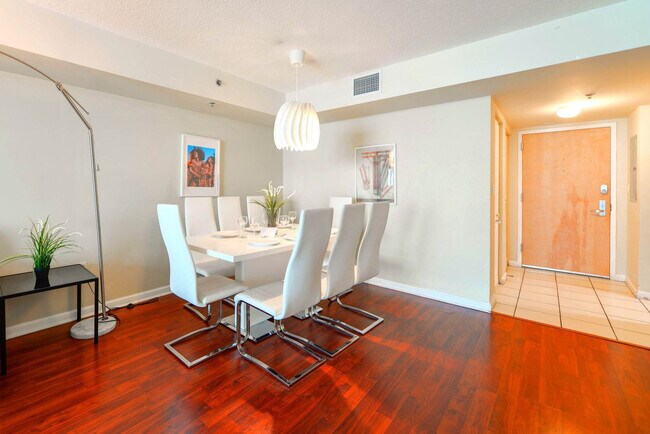 1 SE 12th St unit FL27-ID1022218P, Miami, FL 33131 - photo 4