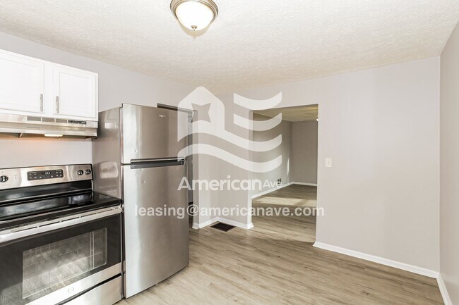 4222 Myrtle Ave, Cincinnati, OH 45236 - photo 6