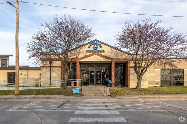 Glenpool Middle School provides excellent education to the community.