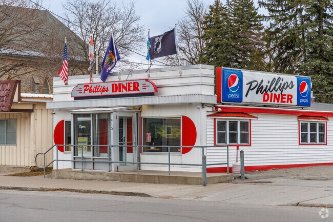 Hometown stops along Ford Street and along the banks of the Oswegatchie River are also popular for close-by meals, like Phillip's Diner, a local staple.