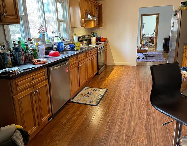 26 Greylock Rd unit 2, Allston, MA 02134 - photo 2