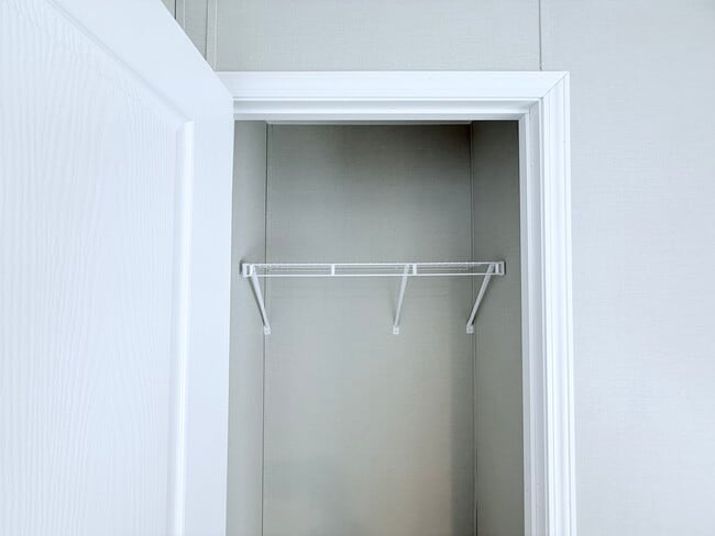 29805 Jamestown Dr, New Baltimore, MI 48051 - photo 5