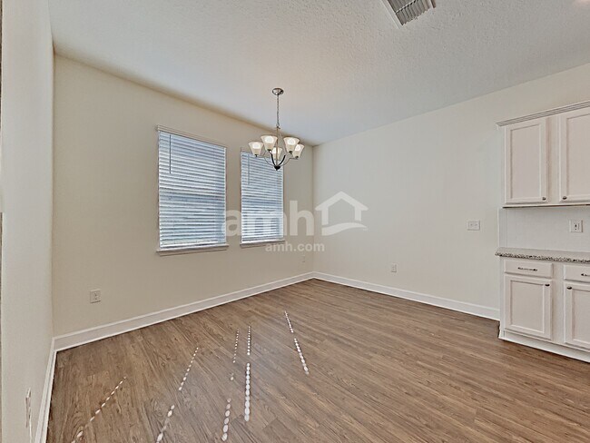 4501 Reisswood Loop, Palmetto, FL 34221 - photo 6