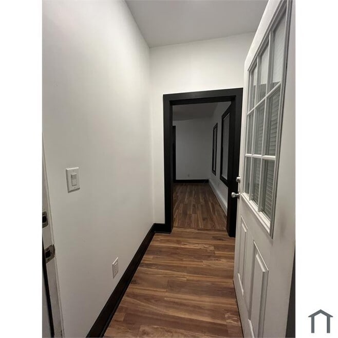 32 Chapel St unit 1R, Norwalk, CT 06850 - photo 1