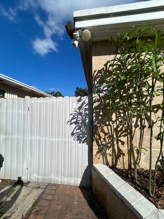 927 SW 71st Ct Unit Cozy 1bd1ba Guest House, Miami, FL 33144