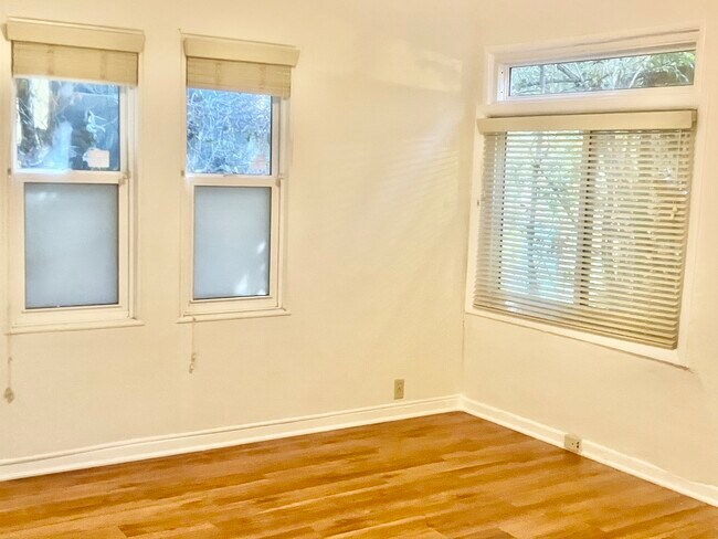 432 S Oakhurst Dr, Beverly Hills, CA 90212 - photo 6