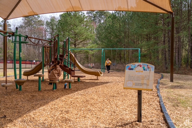 Mingo Creek Park offers activities for the whole family.