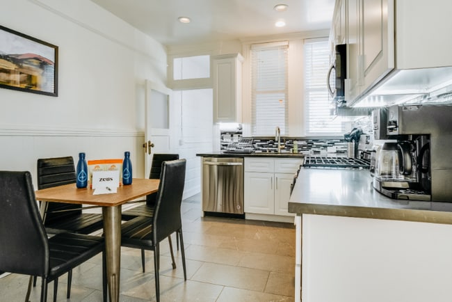 1043-1049-1049 Noe St unit 1049, San Francisco, CA 94114 - photo 3