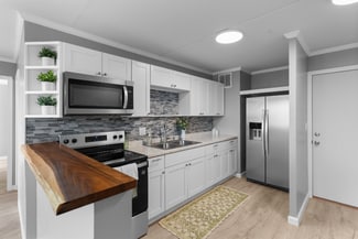 111 Kahului Beach Rd, Kahului, HI 96732