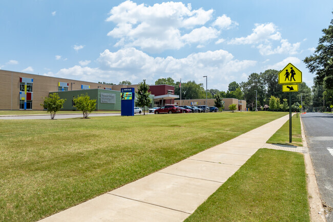 Sidewalks make getting to Parkway Village Elementary in Memphis a breeze.