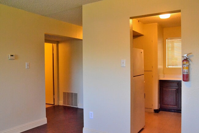 Cumberland Square Apartments, Russellville, AR 72801 - photo 7