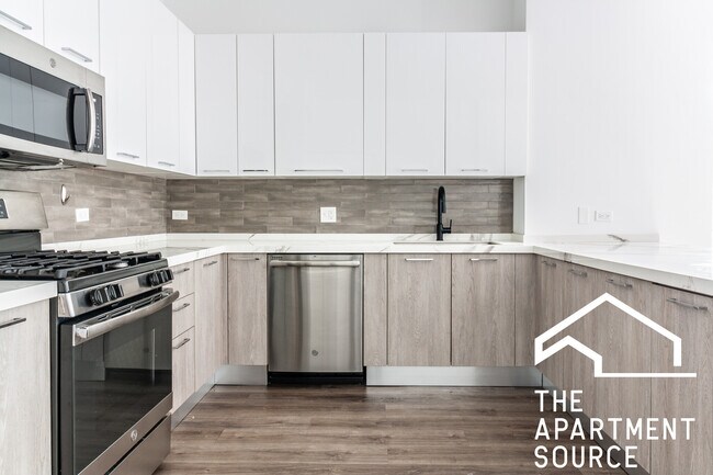 42 E 26th St unit 401, Chicago, IL 60616 - photo 3