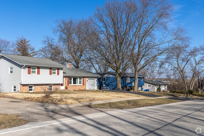 Split-level homes are common in Lisle.