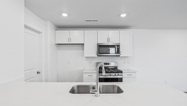 1689 S Wahweap Way unit 2382, Washington, UT 84780 - photo 5